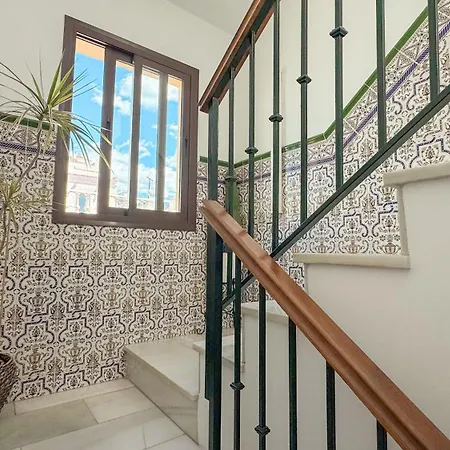 Santaolalla House * Nerja